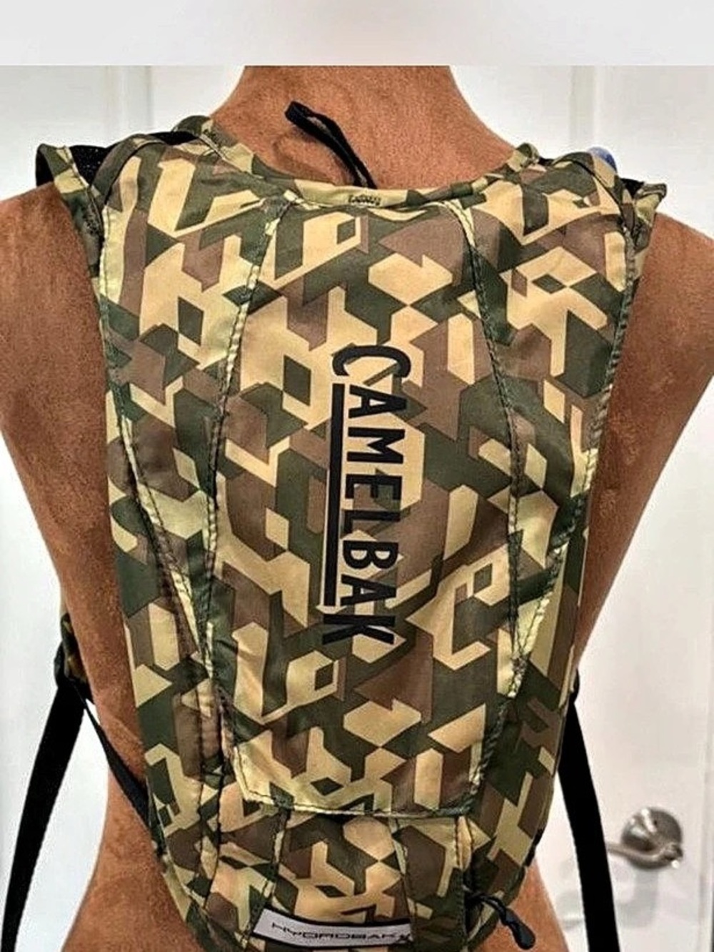 CamelBak HydroBak Camo Hydration Backpack with Reservoir Hiking Cycling